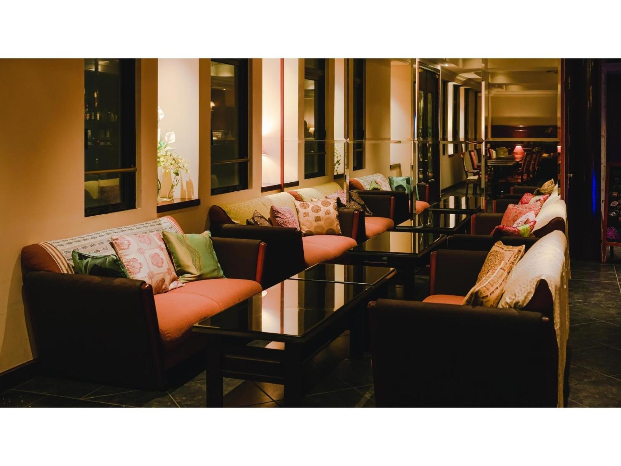 Van Cort Landt Hotel Aira Buitenkant foto